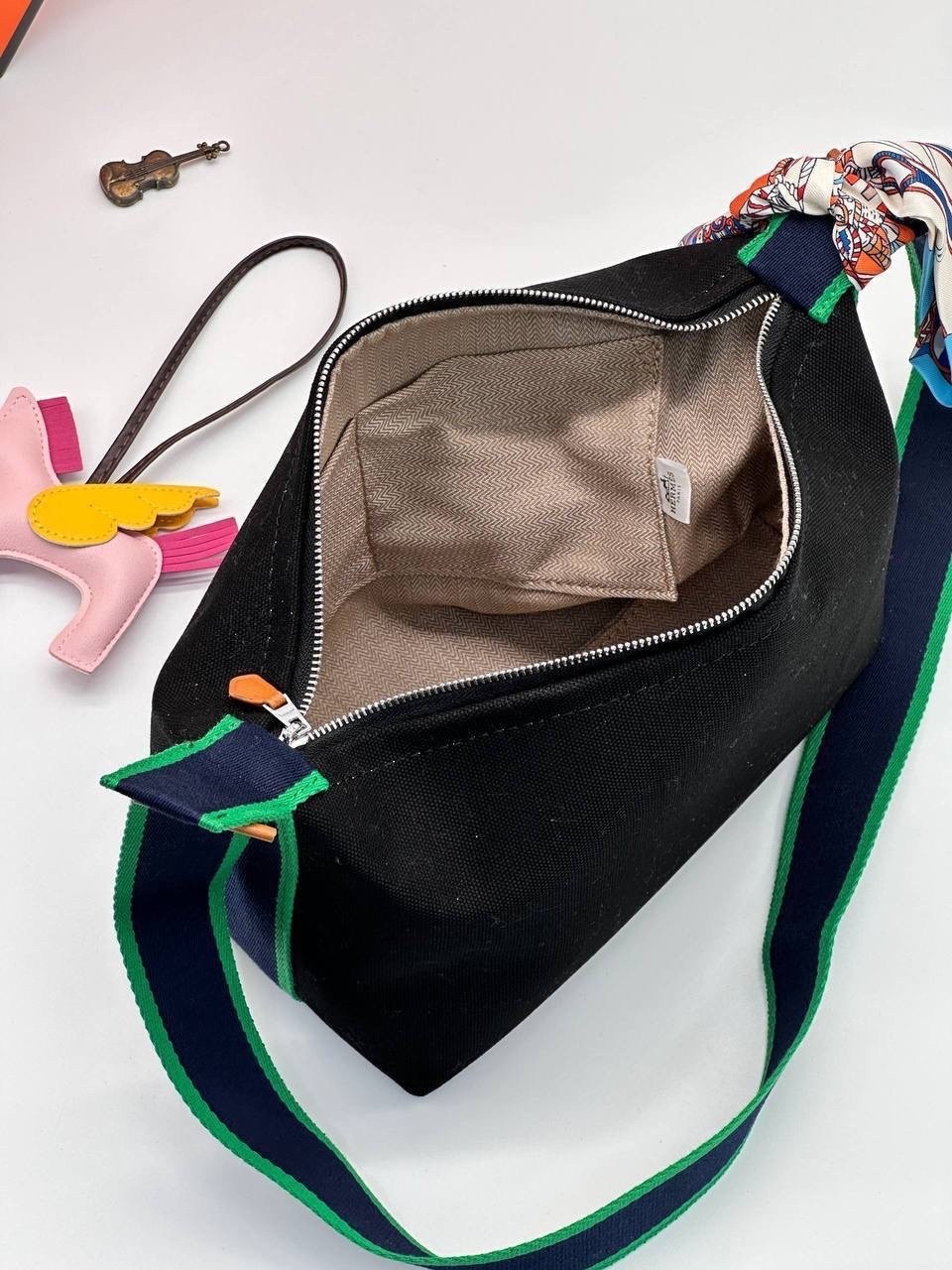 hermes сумка,hermes сумка женская,косметичка hermes,сумка косметичка hermes,стильная женская сумка