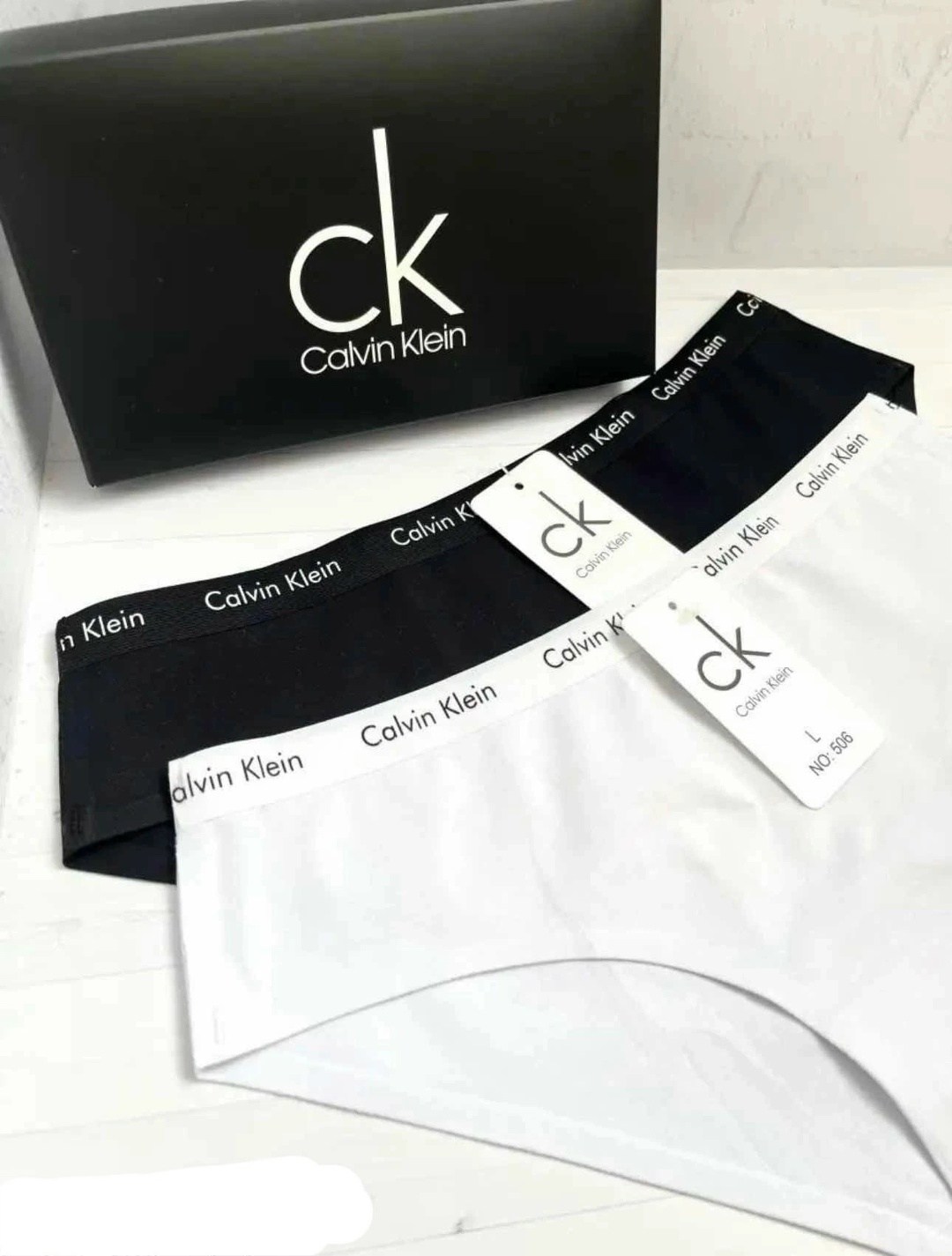 комплект трусов слипы calvin klein,комплект трусов слипы calvin klein underwear,женские трусы calvin klein,трусы женские calvin klein слипы,брендовые трусы