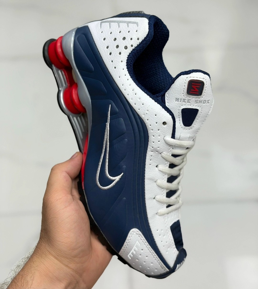 nike shox,кроссовки nike shox,nike shox r4,nike shox r 4,кроссовки shox