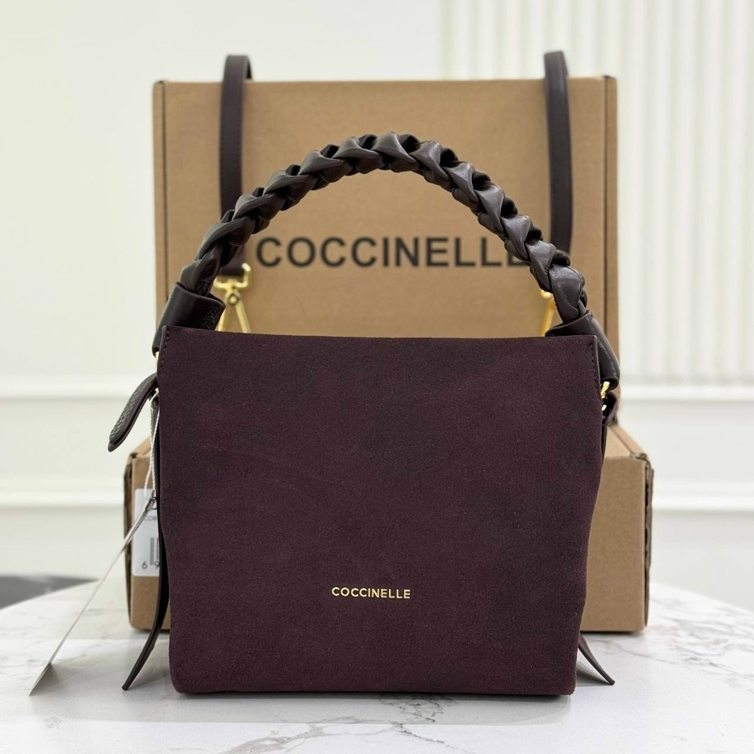 сумка coccinelle,сумка coccinelle натуральная замша,сумка женская brand-on из натуральной кожи и замши,женская сумка в стиле coccinelle замша натуральная+ кожа натуральная,сумка замшевая coccinelle