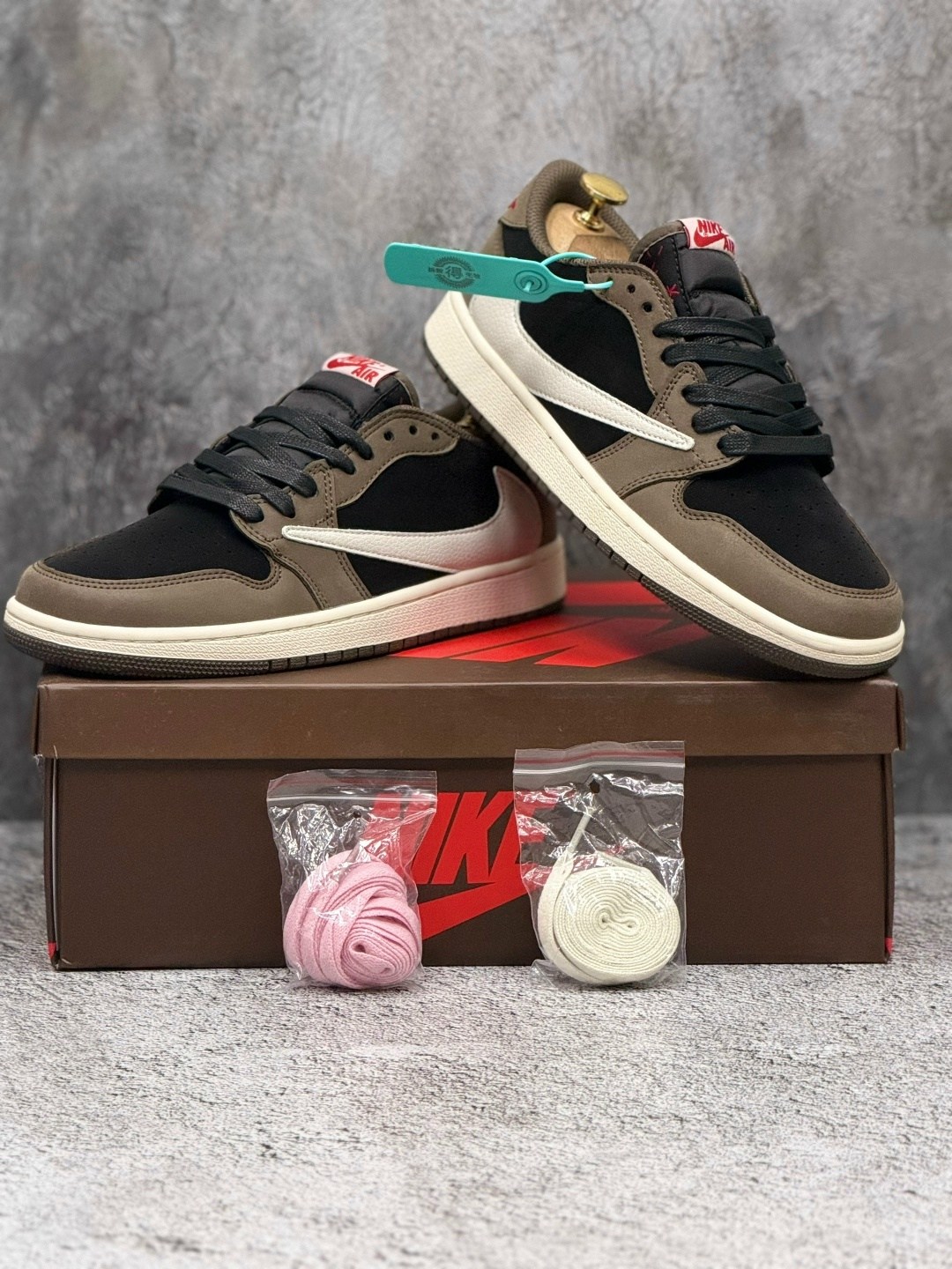 air jordan 1 low travis scott,nike air jordan 1 low travis scott,nike air jordan 1 low x travis scott,кроссовки nike air jordan 1 low x travis scott,кроссовки nike travis scott air jordan 1 low