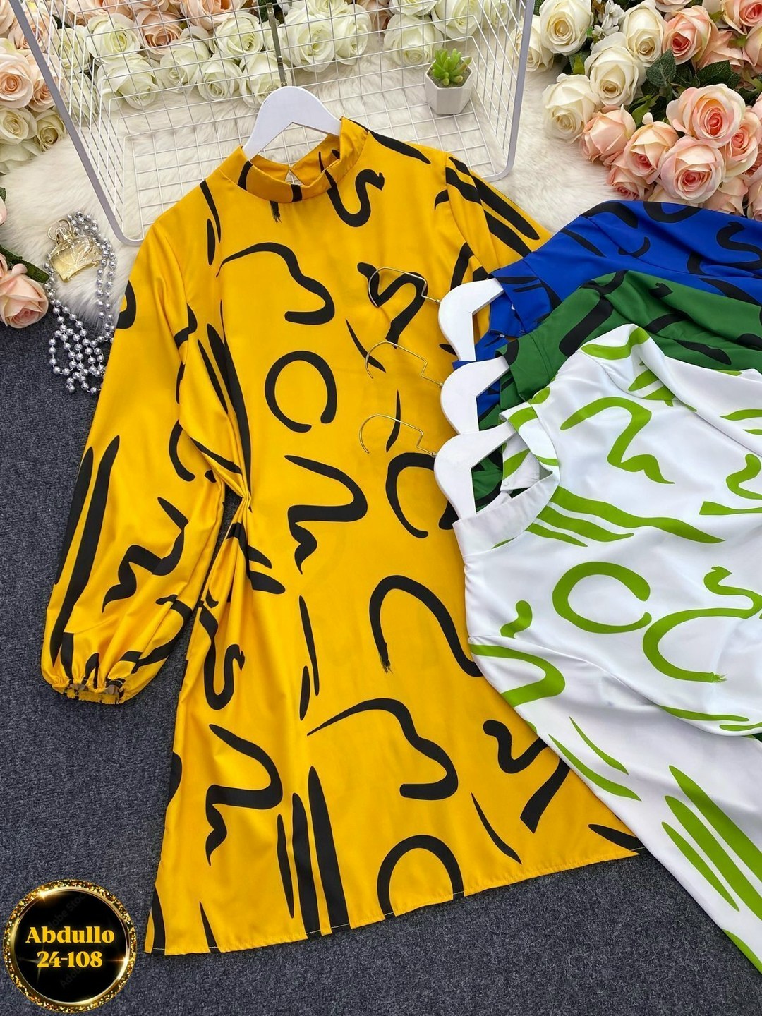 женское платье с принтом,модное платье с принтом,платье с принтом и длинными рукавами,платье с длинным рукавом и принтом для женщин,платье с принтом