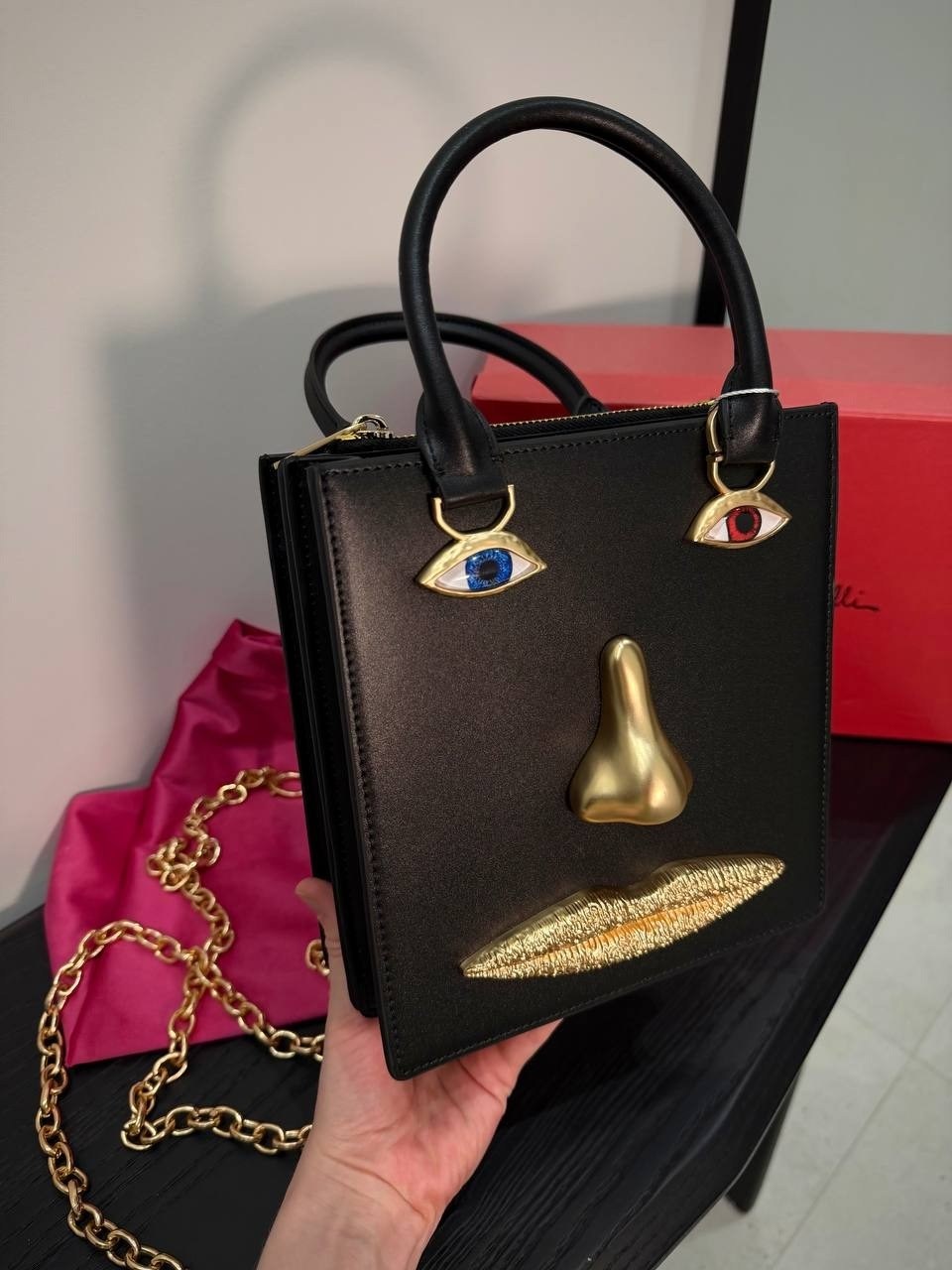 мода от кутюр,сумка женская shiaparelli & salvador dali,мода стиль,сумка с лицом,сумка с глазами