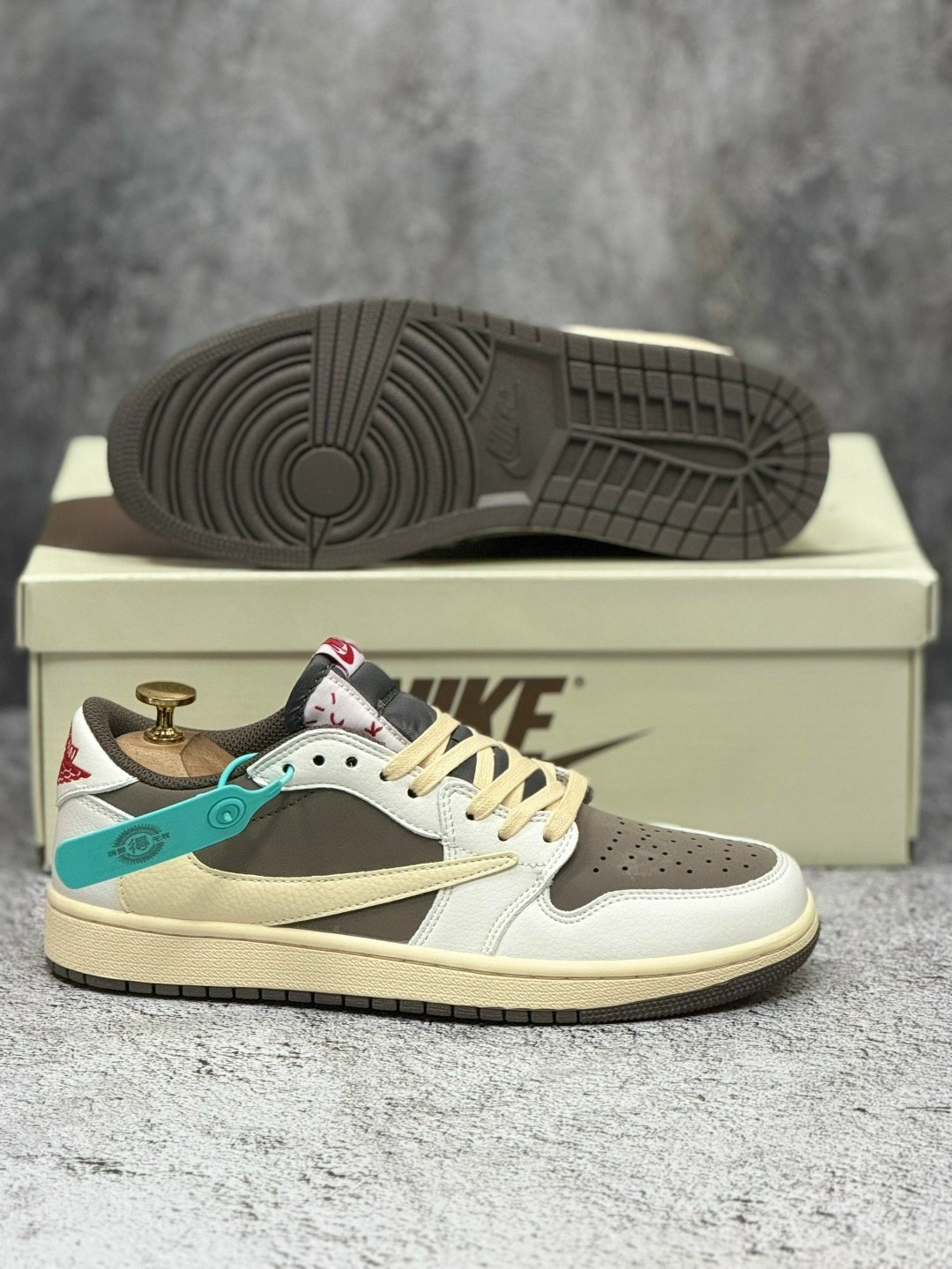 кроссовки nike air jordan 1 low x travis scott,nike air jordan 1 low travis scott reverse mocha,кроссовки nike air jordan 1 low travis scott,nike air jordan 1 low travis scott,nike air jordan 1 low x