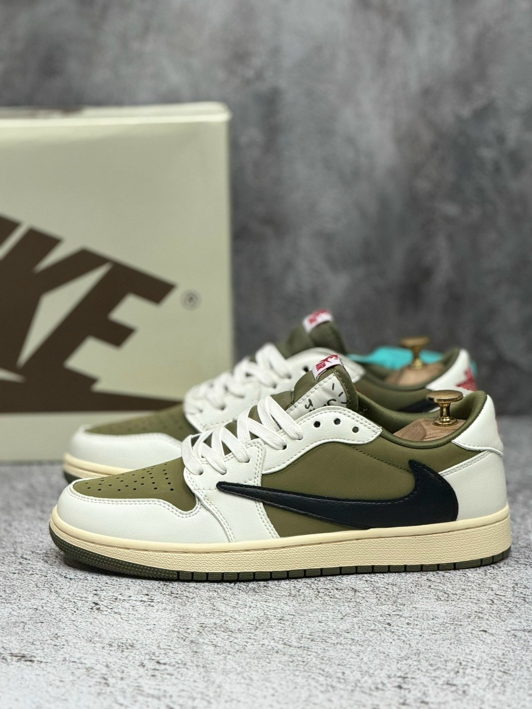 кроссовки nike travis scott x air jordan 1 low,nike air jordan 1 low travis scott,кроссовки nike air jordan 1 low travis scott olive,кроссовки nike travis scott air jordan 1 low,кроссовки nike air jor