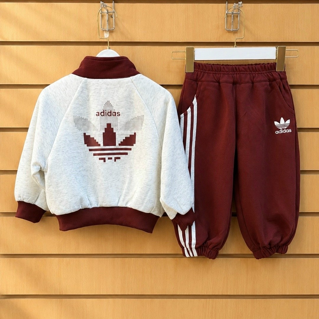 детский спортивный костюм adidas,детские спортивные костюмы,спортивный костюм adidas,спортивный костюм для девочки,костюм спортивный детский