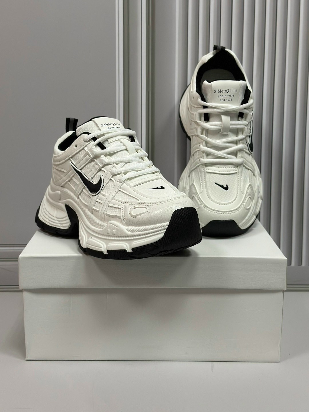 кроссовки, женская,кроссовки женскиe,кроссовки nike женские,кроссы женские