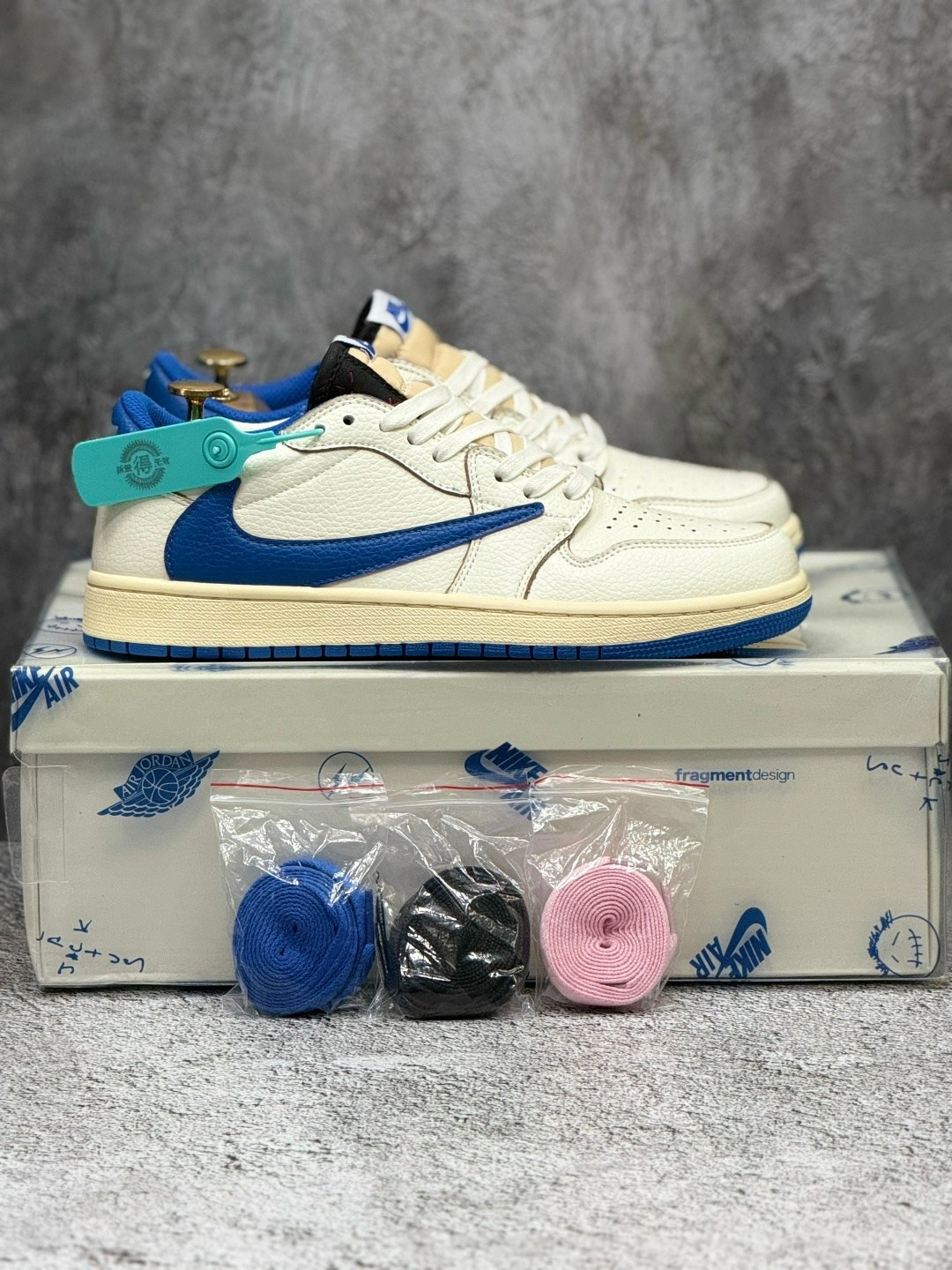 air jordan 1 low travis scott,nike air jordan 1 low travis scott,кроссовки,кроссовки nike travis scott x air jordan 1 low,jordan 1 low travis scott