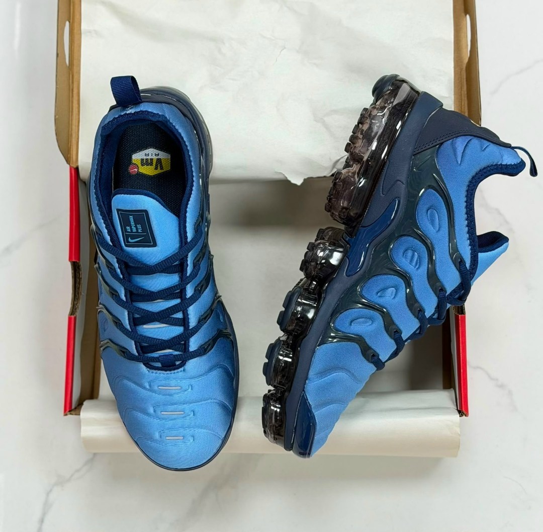 nike vapormax plus,кроссовки nike air vapormax plus,nike air vapormax plus,найк вапормакс плюс расцветки,nike air vapormax