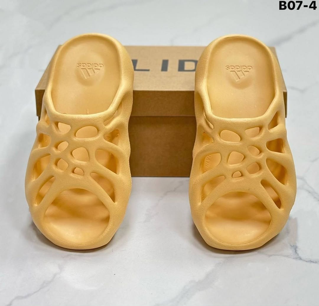 adidas yeezy foam runner stone sage,adidas yeezy foam runner,adidas yeezy 450 slide,adidas yeezy foam,adidas yeezy foam runner mx