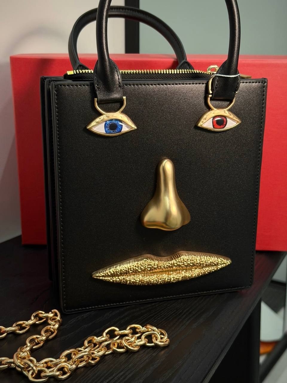 мода от кутюр,сумка женская shiaparelli & salvador dali,мода стиль,сумка с лицом,сумка с глазами