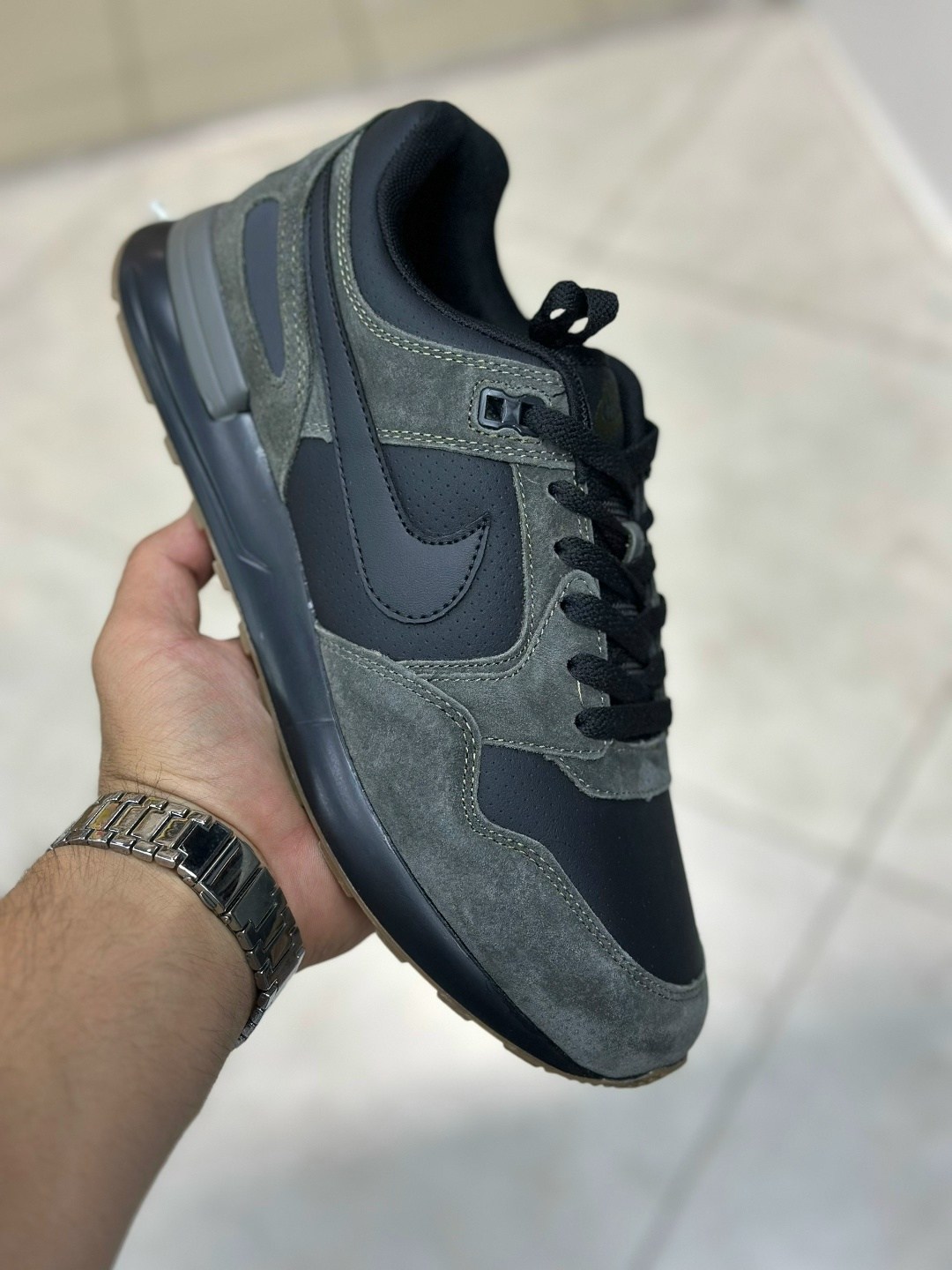 кроссовки мужские,кроссовки мужские nike,кроссовки,замшевые кроссовки,кроссовки nike venture runner suede