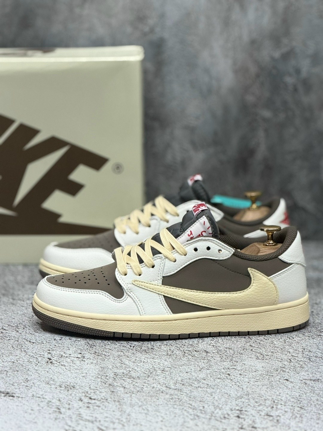 кроссовки nike air jordan 1 low x travis scott,nike air jordan 1 low travis scott reverse mocha,кроссовки nike air jordan 1 low travis scott,nike air jordan 1 low travis scott,nike air jordan 1 low x