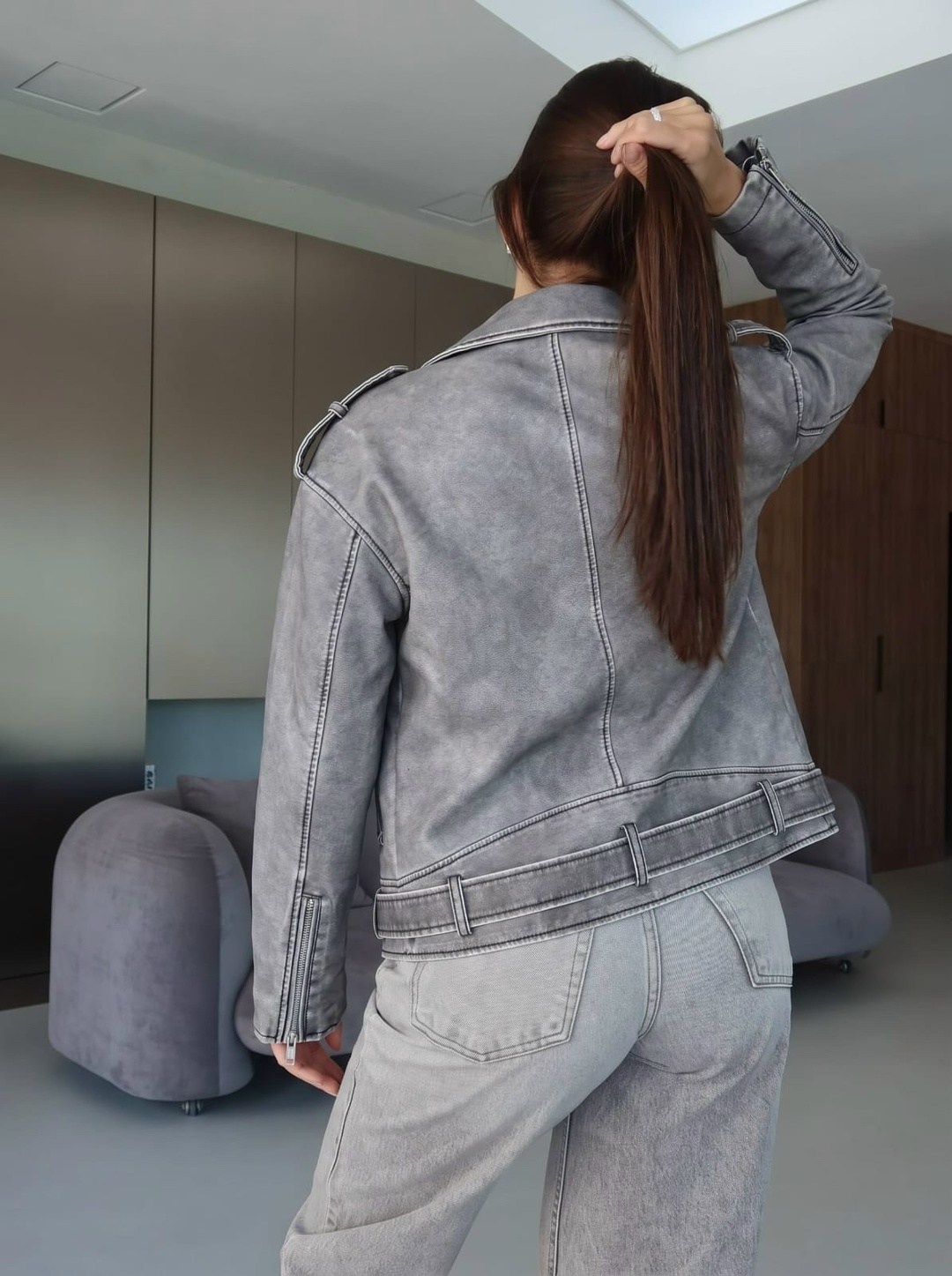 косуха винтажная куртка кожаная oversize серая monyken,косуха куртка,косуха кожаная женская куртка оверсайз,женская косуха,косуха