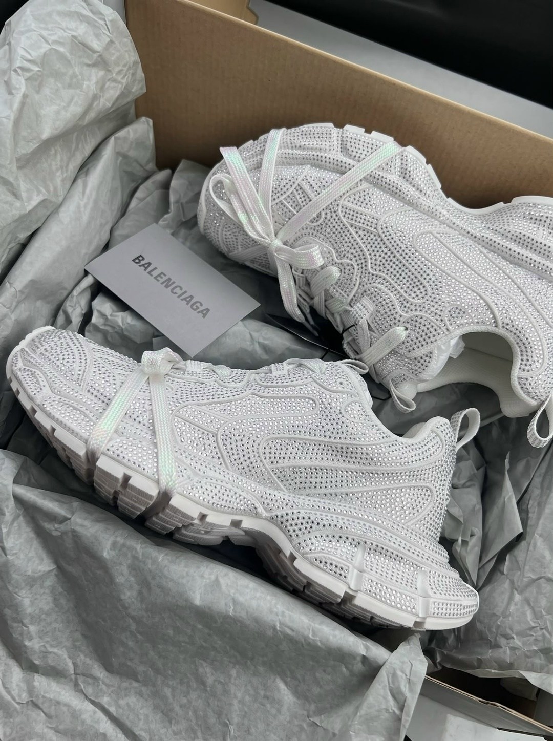 кроссовки balenciaga,кроссовки женские balenciaga,кроссовки balenciaga runner sneaker red,мужские красные текстильные кроссовки track balenciaga,кроссовки женский, мужской balenciaga бег