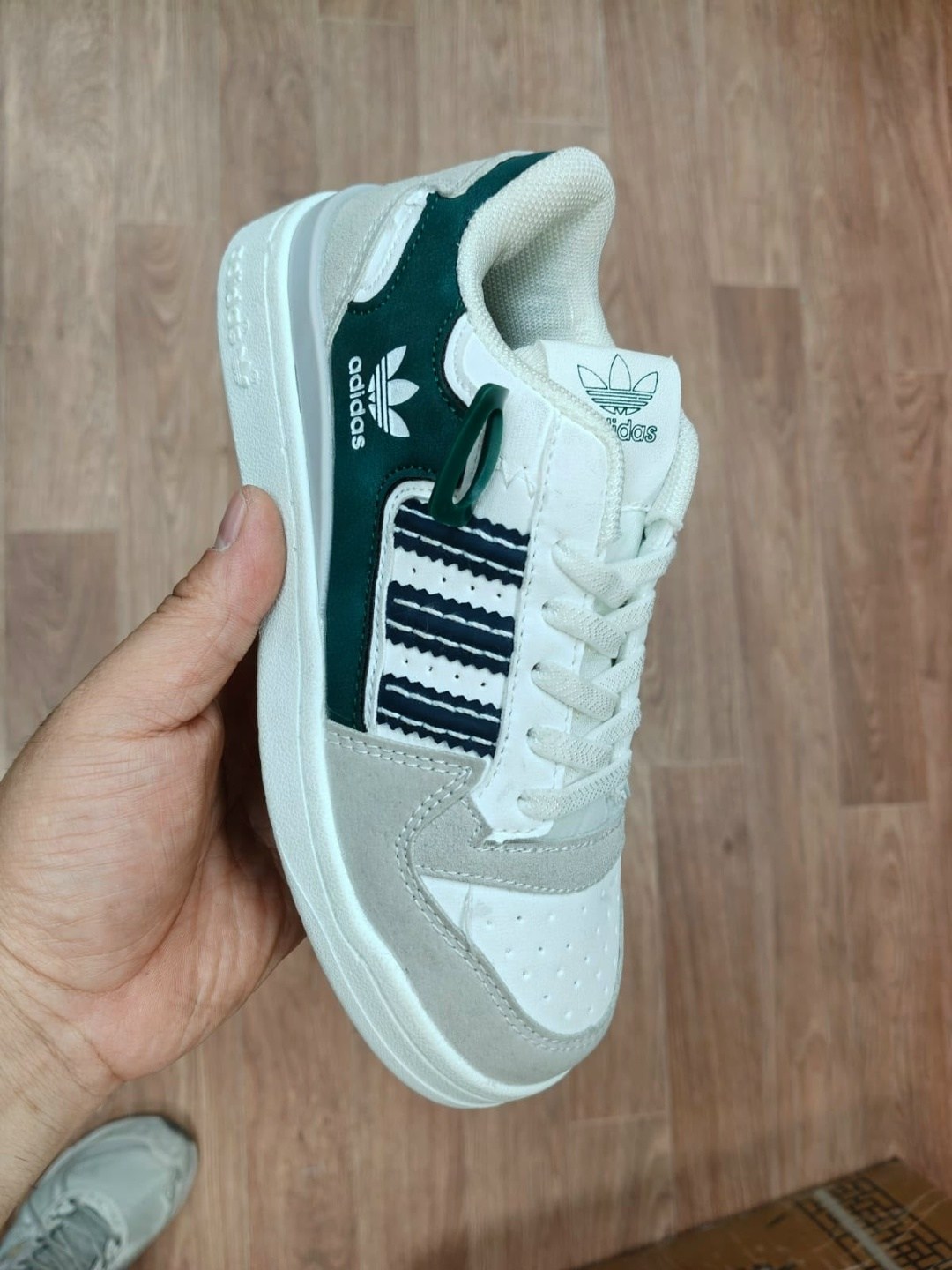 кроссовки adidas,кроссовки мужские женские adidas,кроссовки,кроссовки адидас,кроссовки адидас с бустом