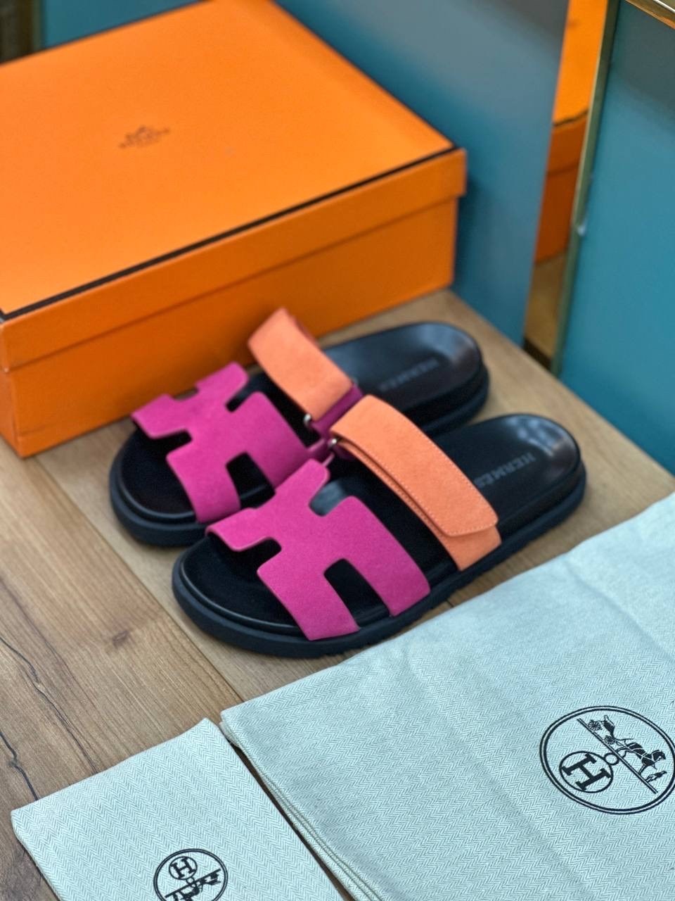 шлепки hermes,шлепки хермес оран,hermes шлепанцы,шлепки эрмес,сандалии hermes