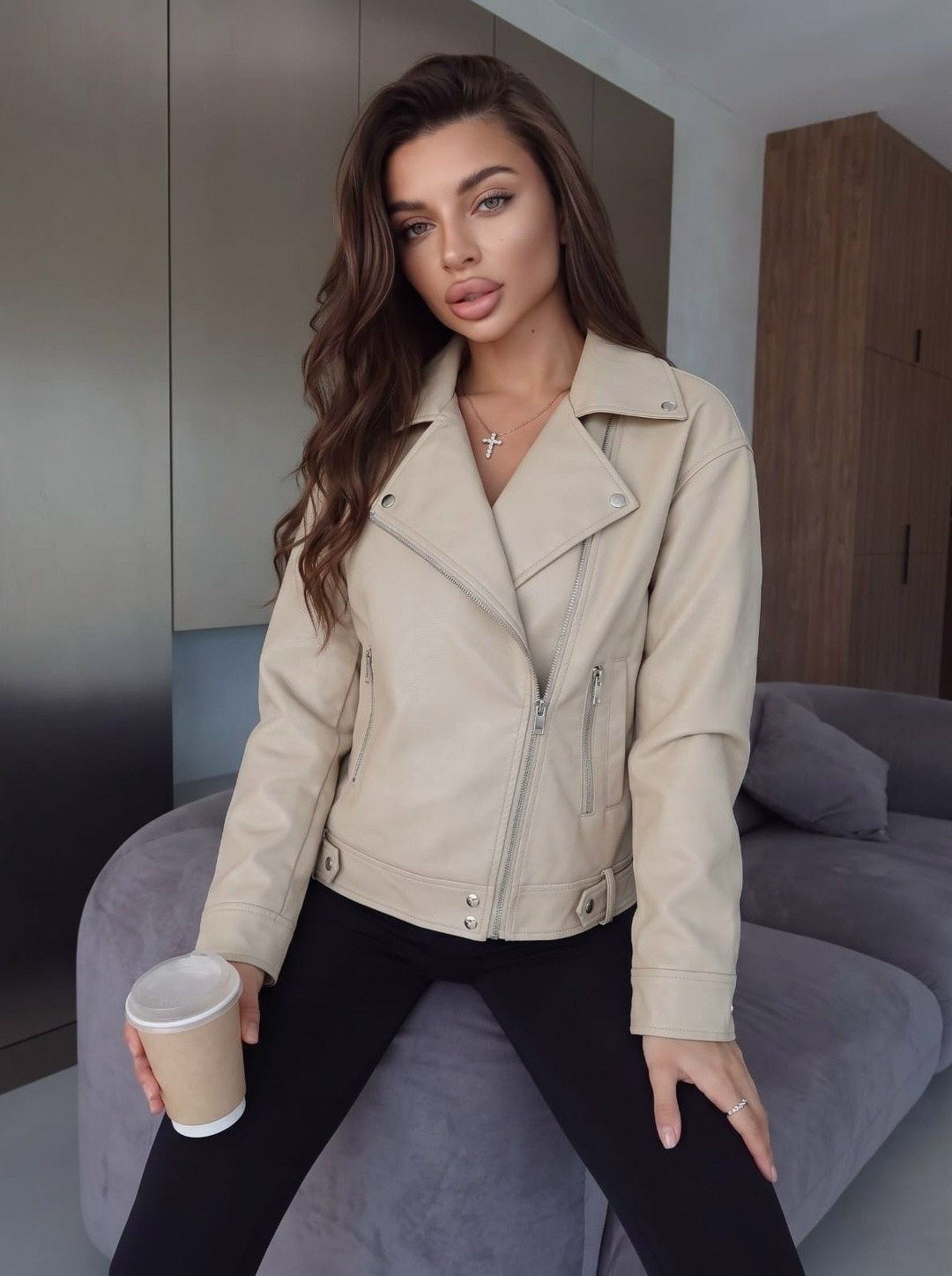 косуха винтажная куртка кожаная oversize серая monyken,косуха куртка,косуха кожаная женская куртка оверсайз,женская косуха,косуха