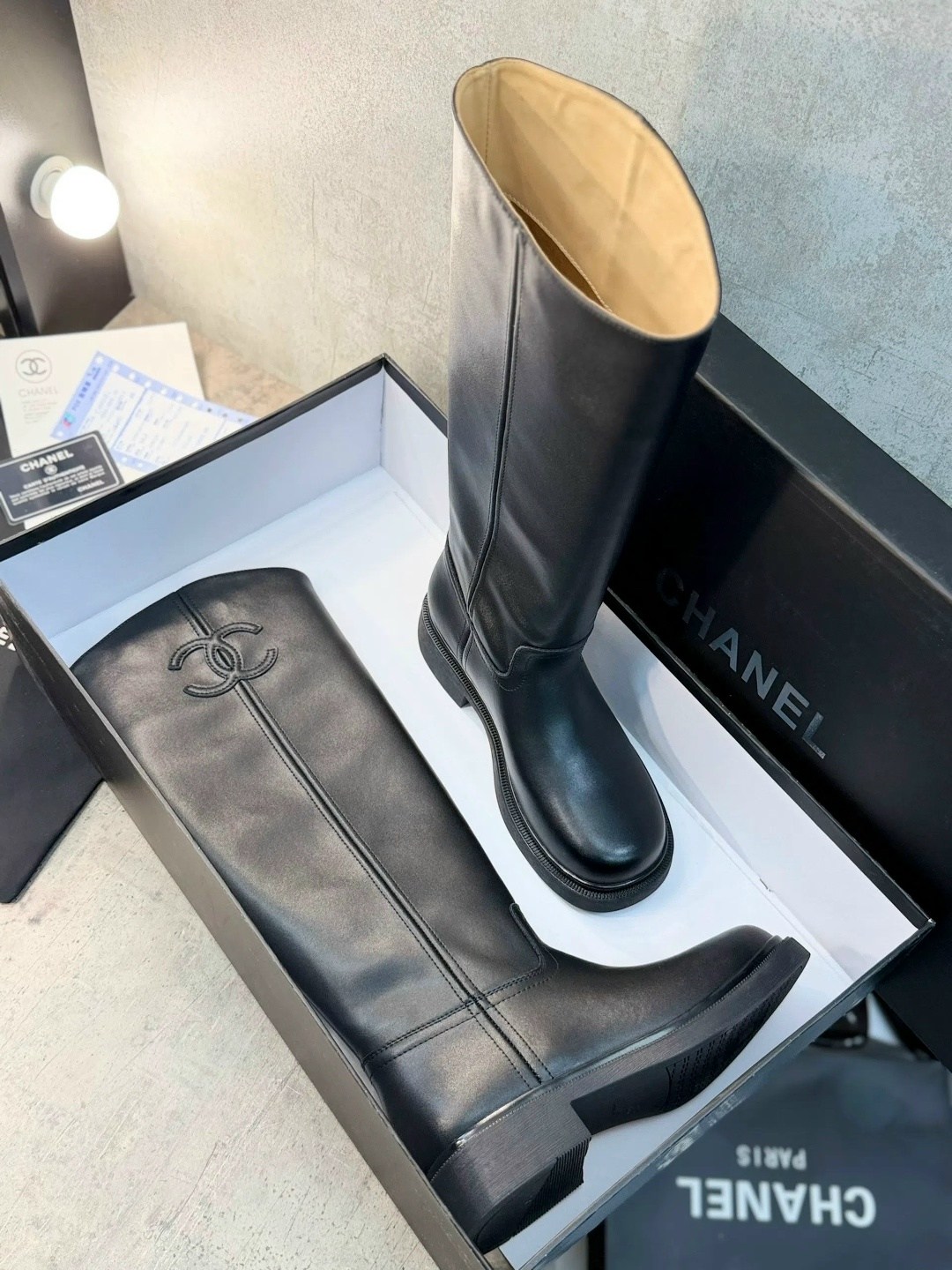 сапоги chanel,сапоги шанель,женские кожаные сапоги chanel premium black,сапоги,женские осенние сапоги chanel 2026 черные кожаные высокие