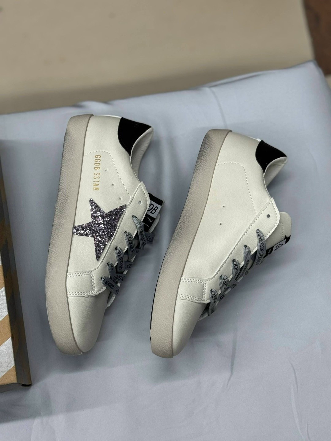 ,кеды golden goose,кроссовки женские golden goose super-star белый / серебряный,кроссовки golden goose,golden goose