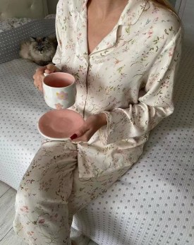 Костюм