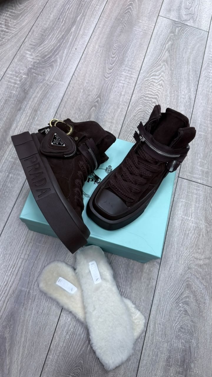 ,кеды prada,кроссовки prada,ботинки зимние prada с натуральным мехом,кроссовки prada женские
