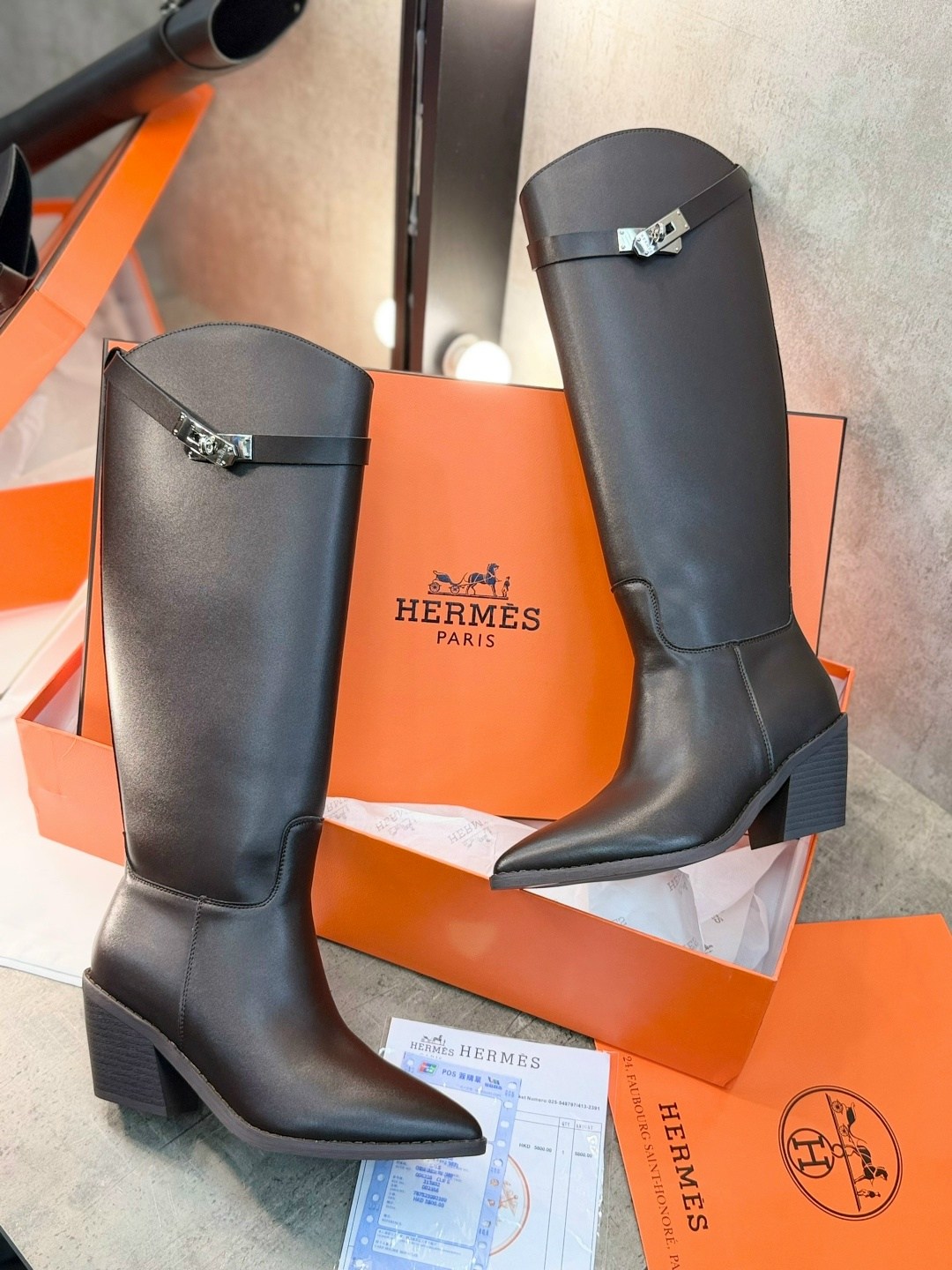 сапоги hermes,сапоги hermes женские,женские кожаные сапоги hermes чёрного цвета,сапоги эрмес,сапоги