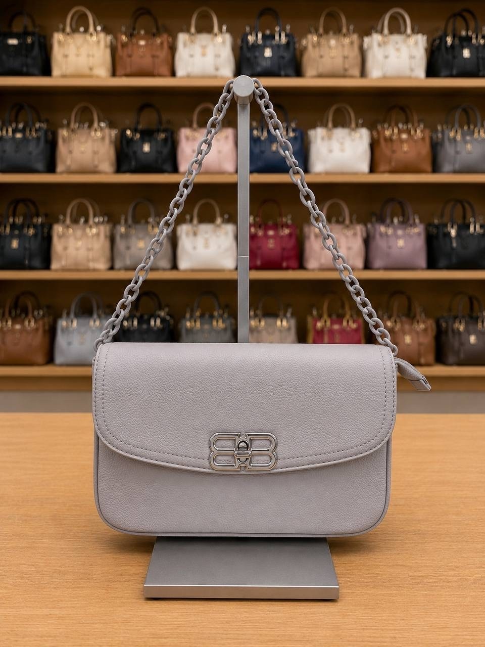 сумка женская balenciaga,сумка balenciaga,сумка через плечо на мягкой цепочке в стиле balenciaga bb,сумка balenciaga из воловьей кожи 24см*15см,сумка женская balenciaga натуральная кожа