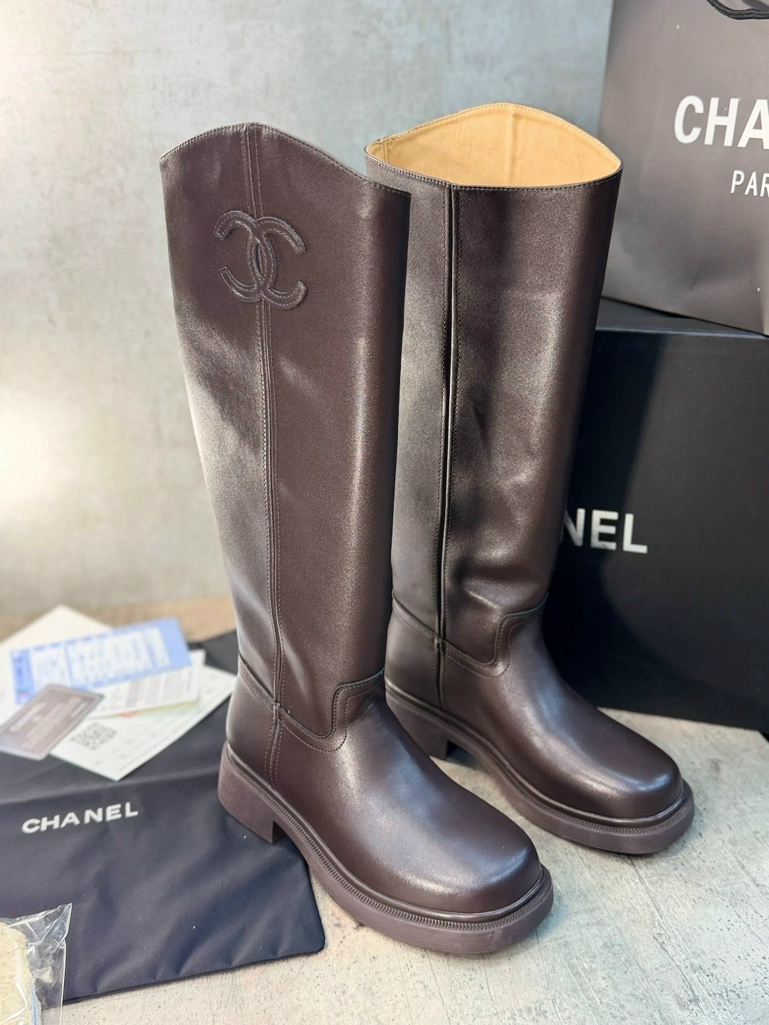сапоги chanel,сапоги шанель,женские кожаные сапоги chanel premium black,сапоги,женские осенние сапоги chanel 2026 черные кожаные высокие