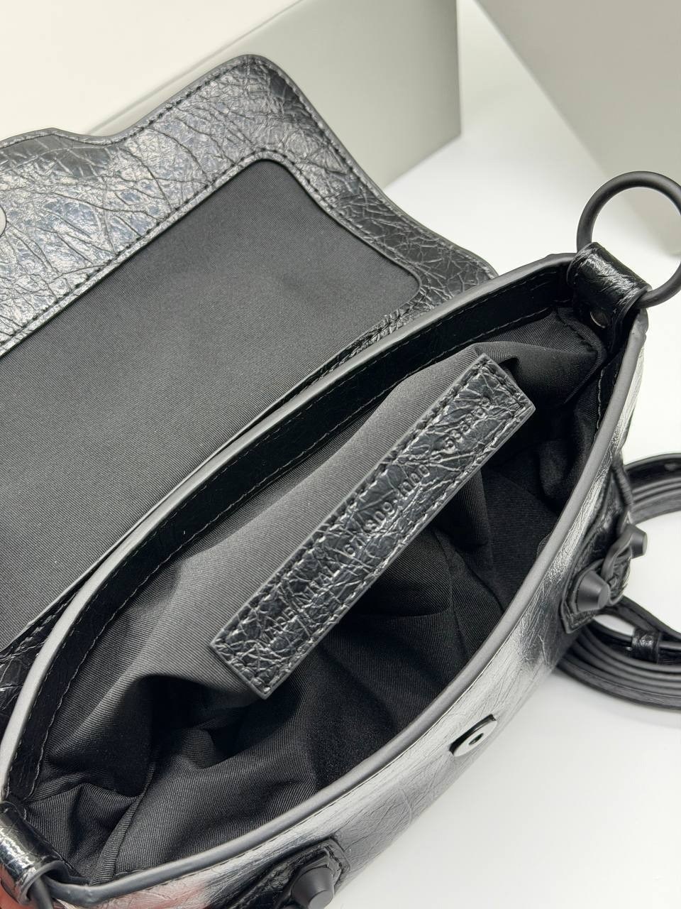сумка balenciaga,balenciaga сумка женская,сумка баленсиага,сумка,сумка lariat balenciaga