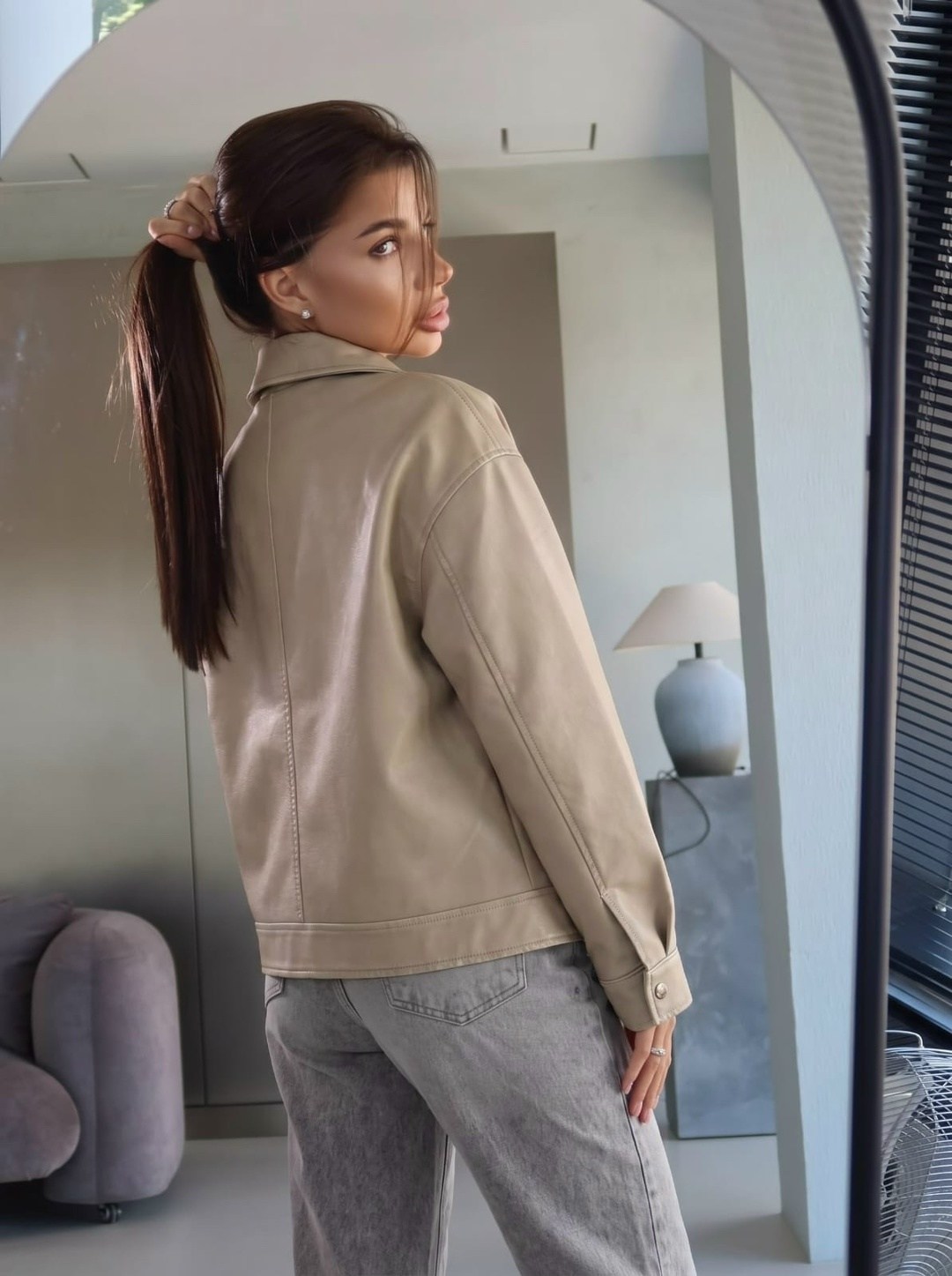 косуха винтажная куртка кожаная oversize серая monyken,косуха куртка,косуха кожаная женская куртка оверсайз,женская косуха,косуха