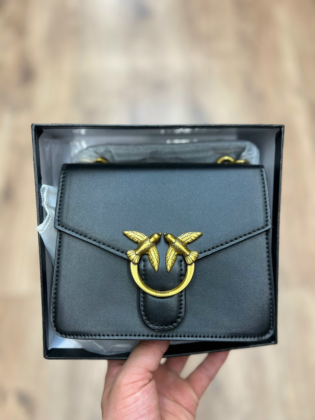 сумка pinko,pinko сумка на плечо,сумка женская pinko,сумка,pinko сумка на плечо планшет