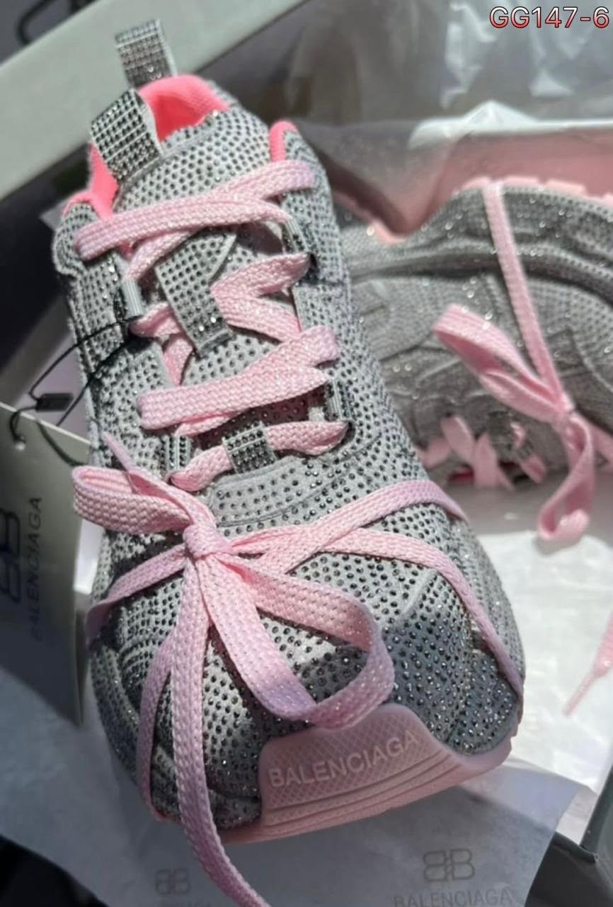 кроссовки balenciaga,кроссовки женские balenciaga,кроссовки balenciaga runner sneaker red,мужские красные текстильные кроссовки track balenciaga,кроссовки женский, мужской balenciaga бег