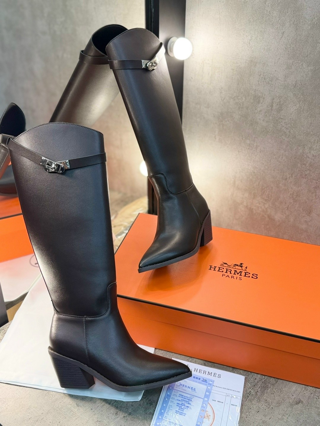 сапоги hermes,сапоги hermes женские,женские кожаные сапоги hermes чёрного цвета,сапоги эрмес,сапоги