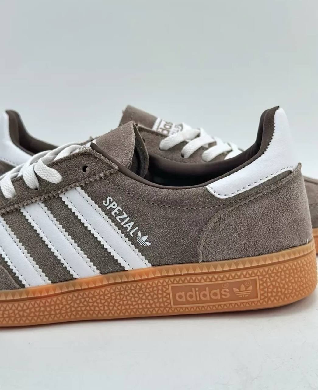 кроссовки adidas spezial,кеды adidas spezial,кроссовки adidas originals handball spezial,кроссовки adidas handball spezial,adidas handball spezial