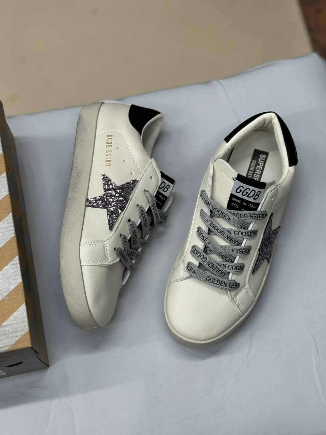 ,кеды golden goose,кроссовки женские golden goose super-star белый / серебряный,кроссовки golden goose,golden goose