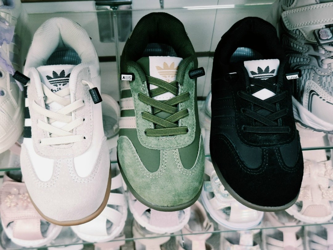 ,adidas кроссовки,кроссовки детская,детские кроссовки,кроссовки адидас zx 700