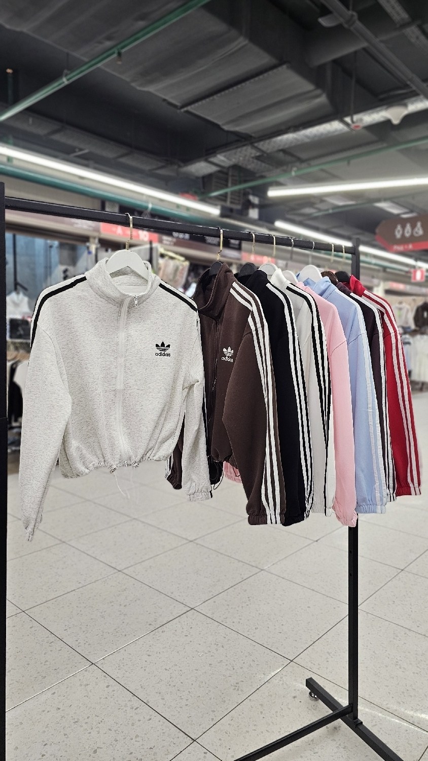 ветровка адидас sportswear,adidas original,спортивная куртка,одежда стильная,adidas jacket