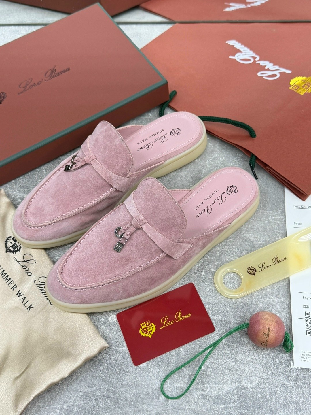 женские замшевые мюли loro piana бежевые,мюли loro piana,лоферы loro piana,лоферы loro piana женские,женские замшевые мюли loro piana голубые