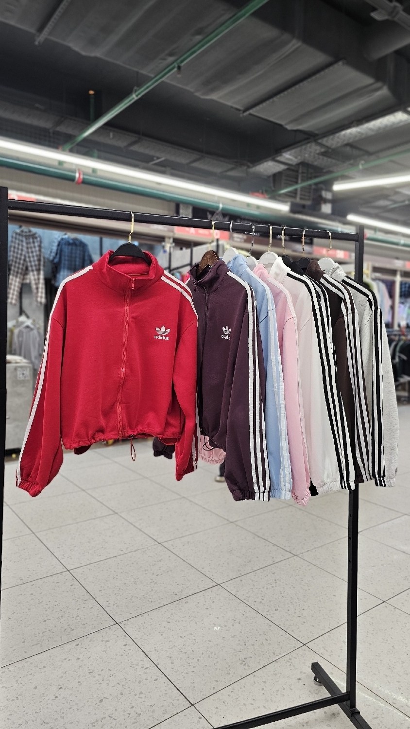 ветровка адидас sportswear,adidas original,спортивная куртка,одежда стильная,adidas jacket