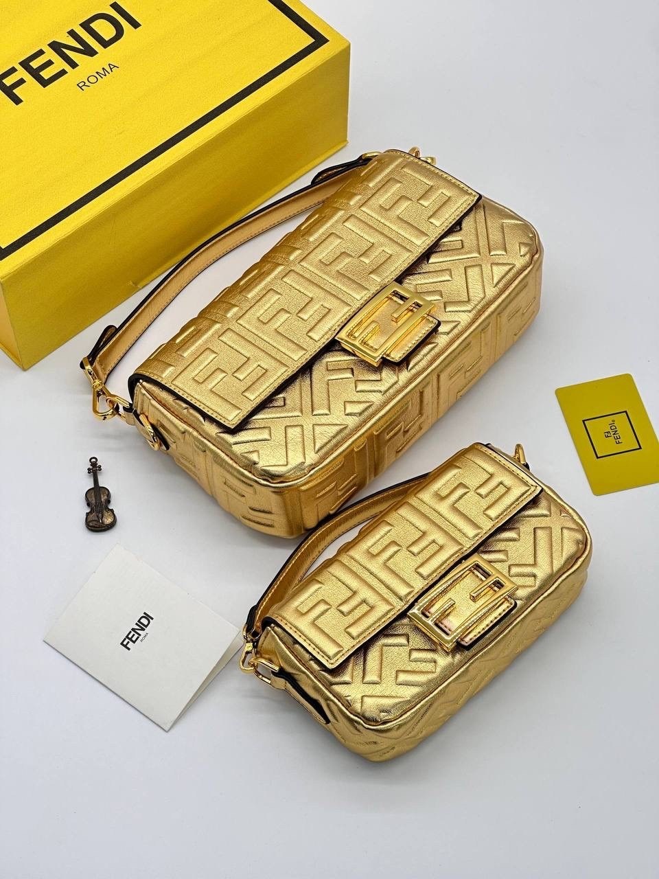 золотая сумка фенди,сумка fendi,fendi сумка на плечо,fendi сумка багет,женская сумка fendi
