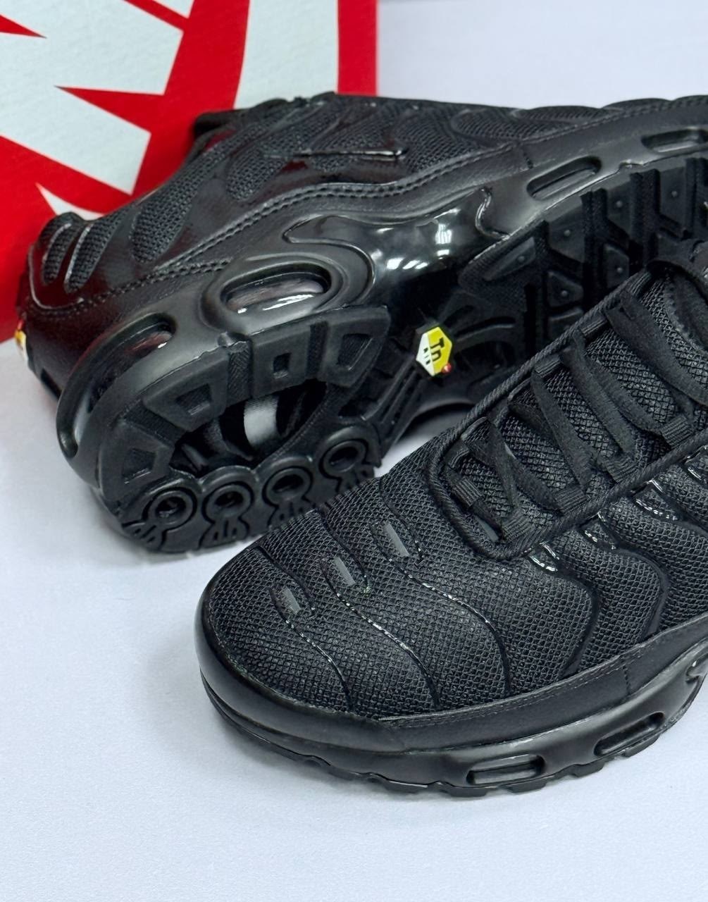 кроссовки nike air max tn plus,мужские кроссовки nike air max tn plus,кроссовки nike air max plus tn nike,nike air max plus tn,кроссовки nike air max plus
