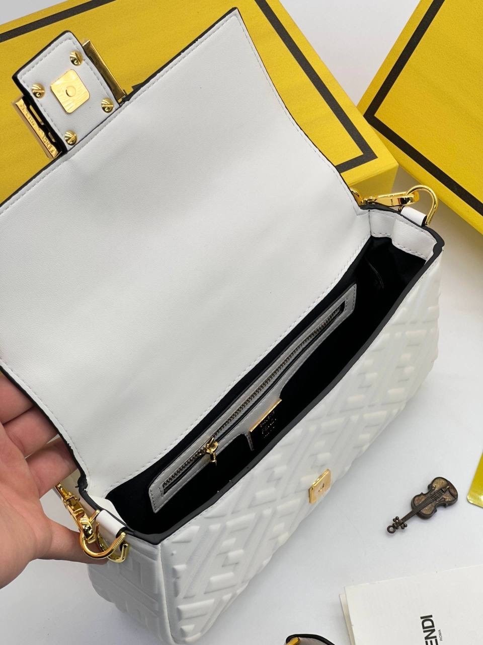 сумка fendi,сумка fendi baguette,fendi сумка багет,сумка fendi женская,fendi сумка на плечо