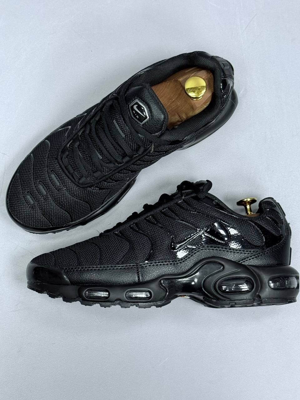 кроссовки nike air max tn plus,мужские кроссовки nike air max tn plus,кроссовки nike air max plus tn nike,nike air max plus tn,кроссовки nike air max plus