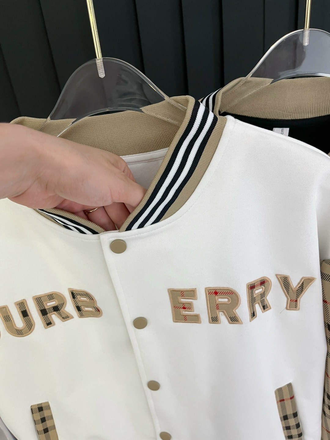 куртка burberry,бомбер burberry,куртка бомбер,бомбер для мальчика,бомбер детские