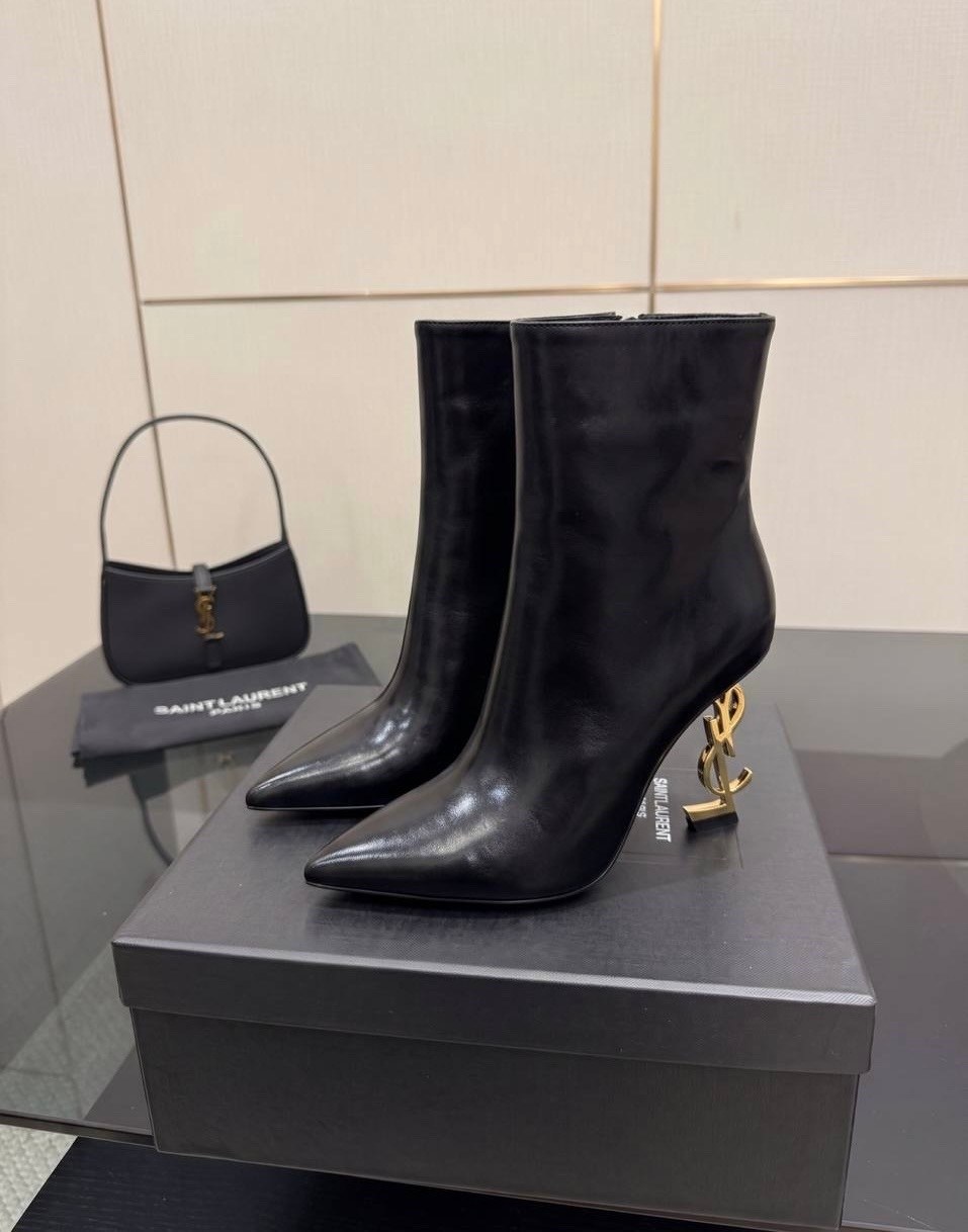 ботильоны ив сен лоран,ботильоны saint laurent,лакированные сапоги,туфли ив сен лоран с каблуком,черные ботильоны
