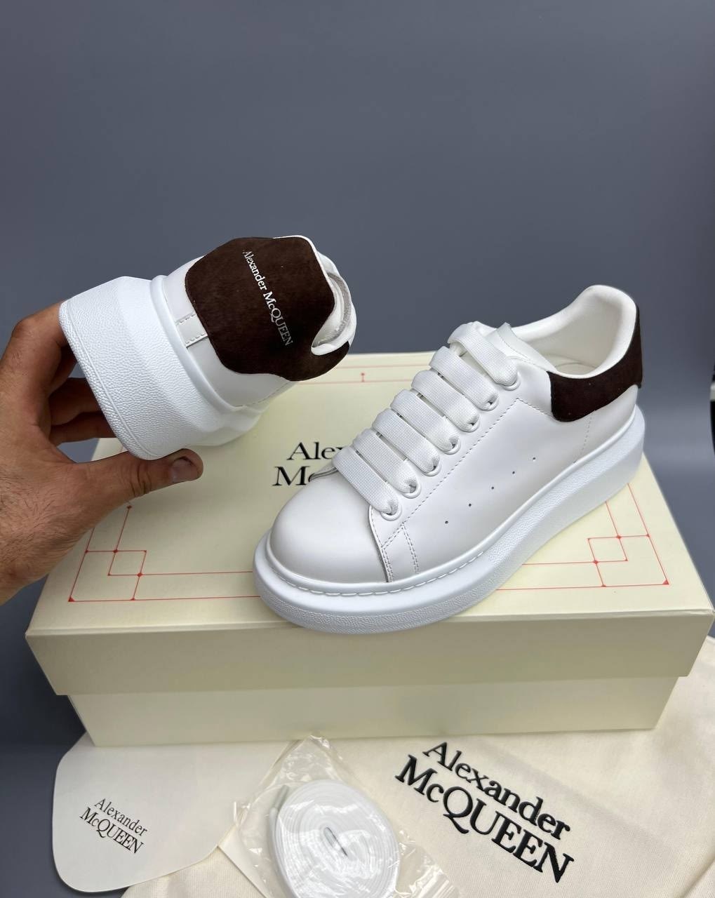 кроссовки александр маккуин женские,кроссовки женские alexander mcqueen,кроссовки alexander mcqueen,alexander mcqueen кроссовки мужские белые,alexander mcqueen кроссовки мужские
