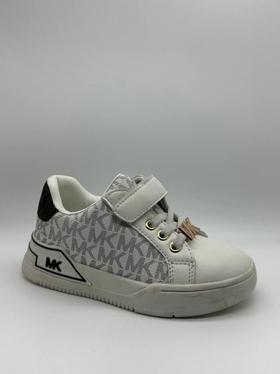 ,спортивная ,кроссовки мальчику,кеды michael kors,кроссовки подростковые