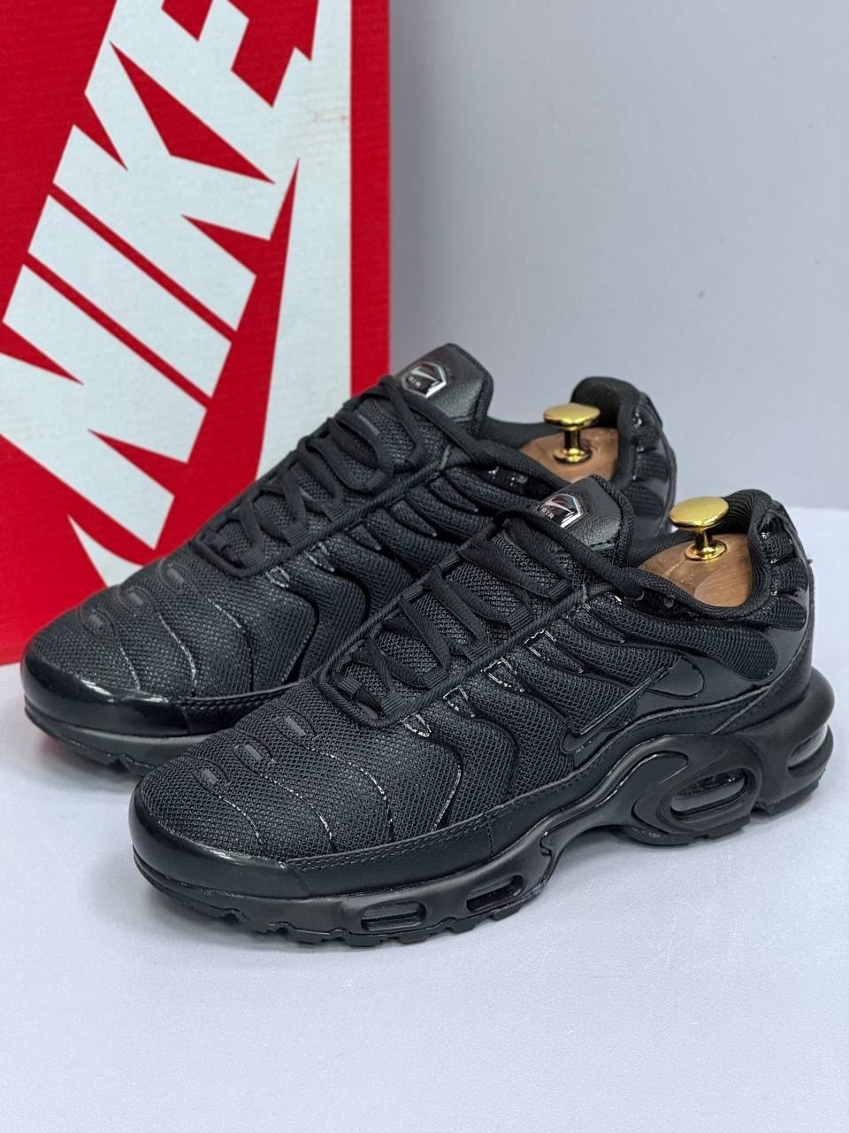 кроссовки nike air max tn plus,мужские кроссовки nike air max tn plus,кроссовки nike air max plus tn nike,nike air max plus tn,кроссовки nike air max plus