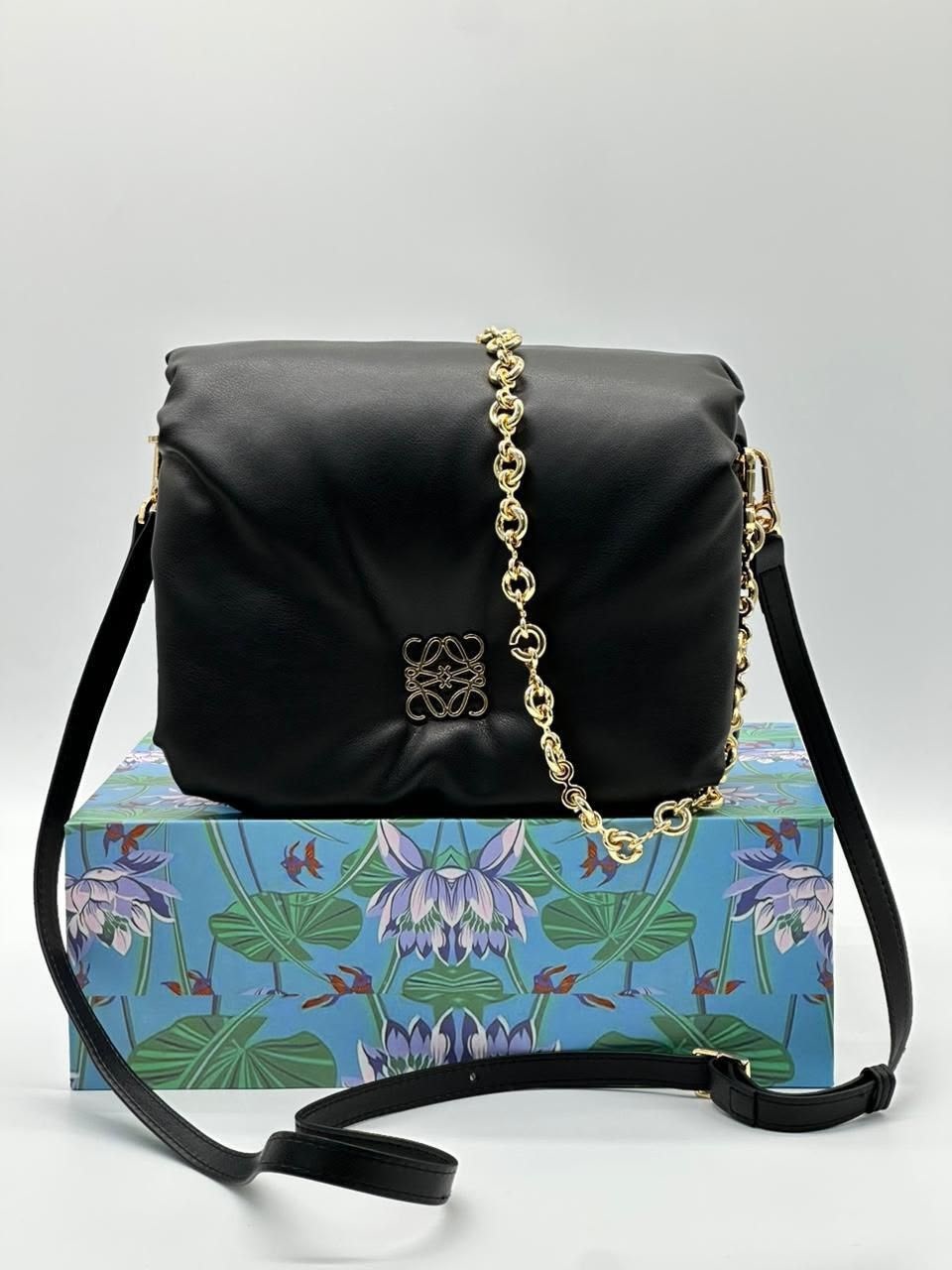сумка,сумка женская,сумка loewe,дутая сумка loewe goya с логотипом коричневый,сумочка